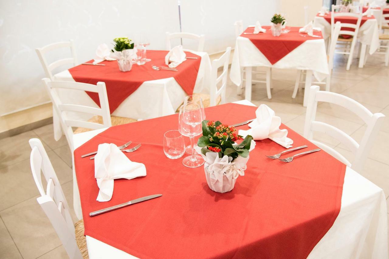 Hotel Ristorante La Terrazza 切普拉诺 外观 照片